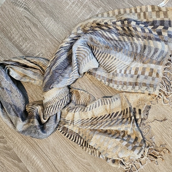 Collection Eighteen Metallic Woven Scarf – Neutral Stripe – 22” x 68” - Picture 6 of 6